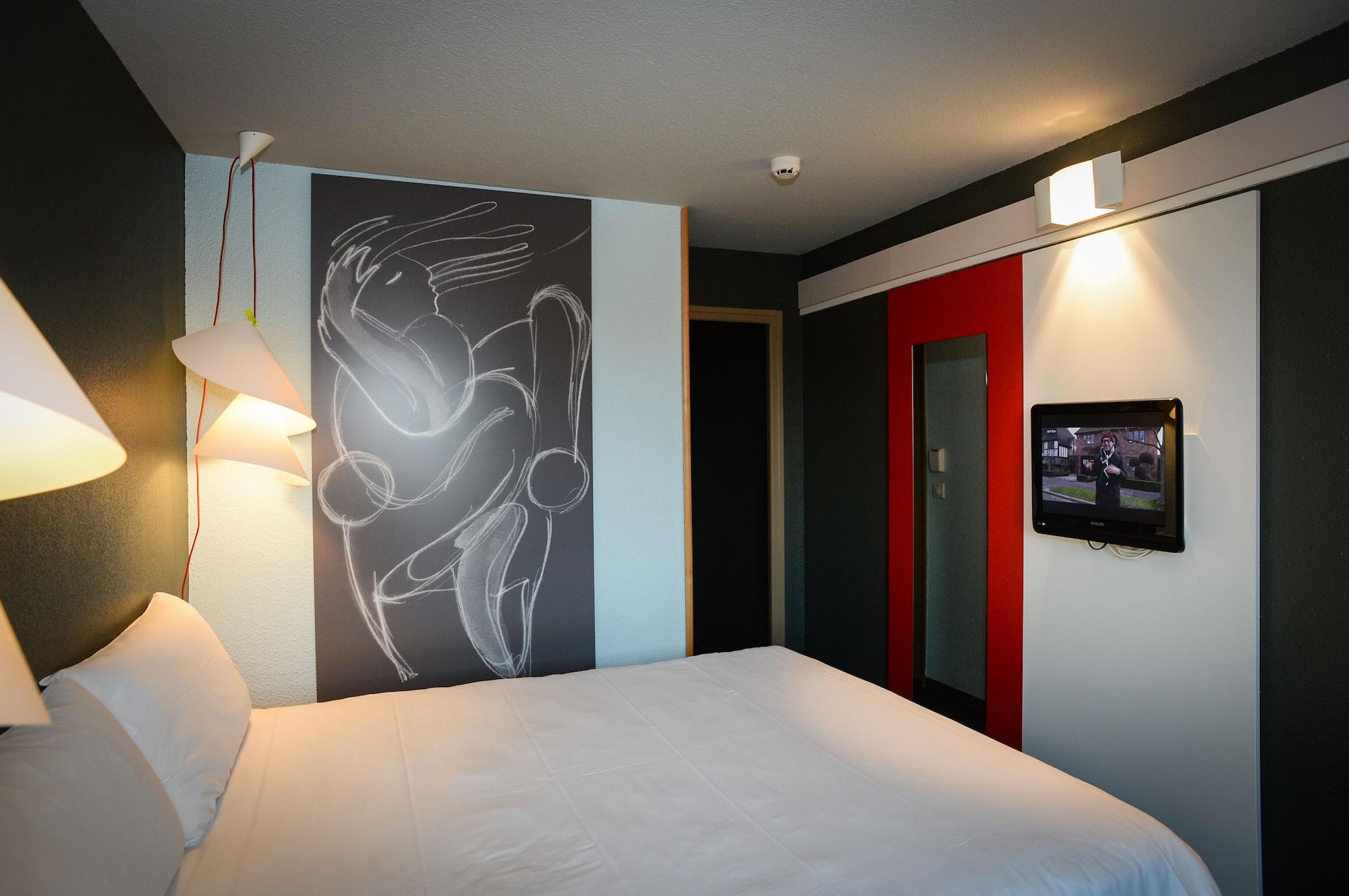 Ibis Saint-lô Hotel 3*